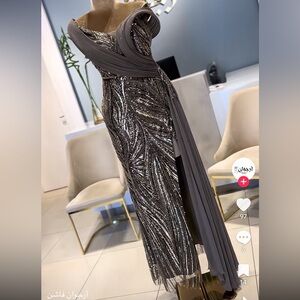 Legenda ali karanfil dress